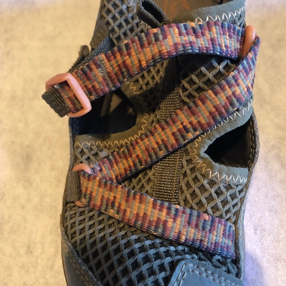 Chacos Youth Size 2 Hiking Sandal Shoes‎ Green With Orange Straps Chaco Tread